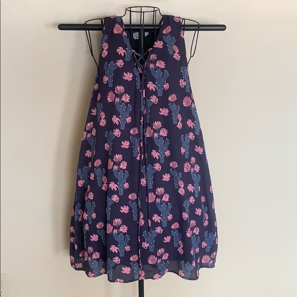 Dresses & Skirts - Medium Cactus loose fitting dress